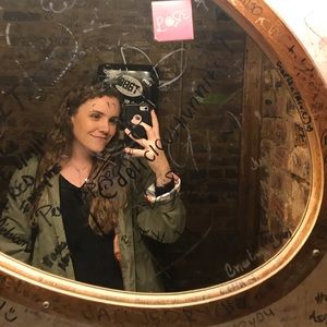 Meet your Posher, Christine